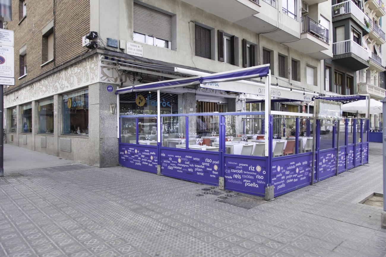 Traspaso de un excelente restaurante el pleno funcionamiento en el Paseo Joan de Borbon