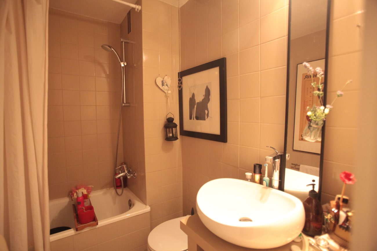 Elegante apartamento en el corazón de barrio de Sarría