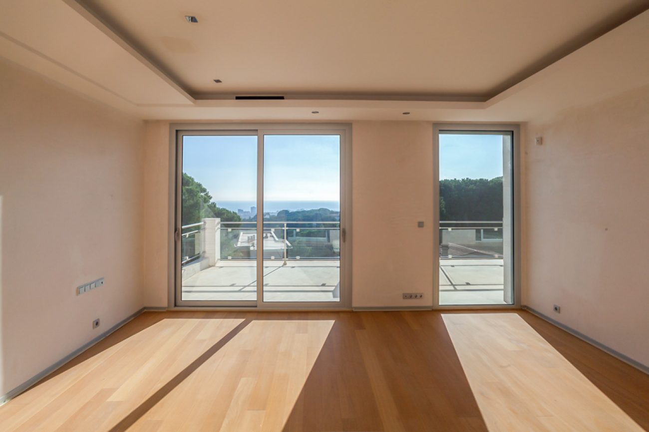 Casa de nueva construcción con vistas al mar