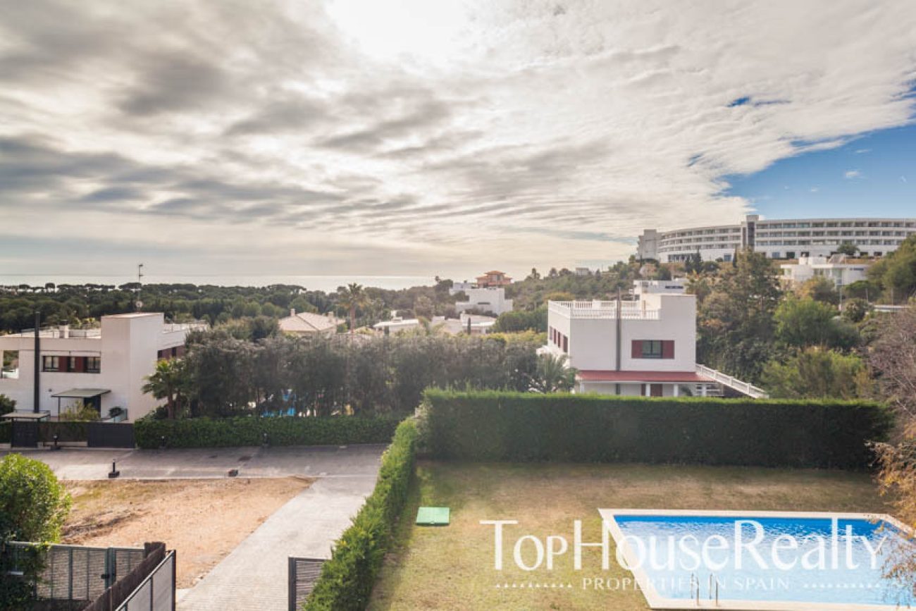 Casa con vistas en zona exclusiva de Sitges