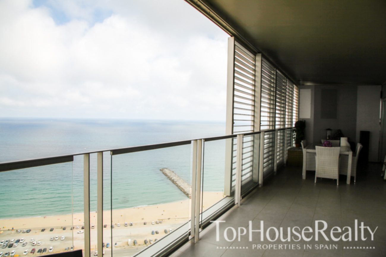 Espectacular apartamento frente al Mar