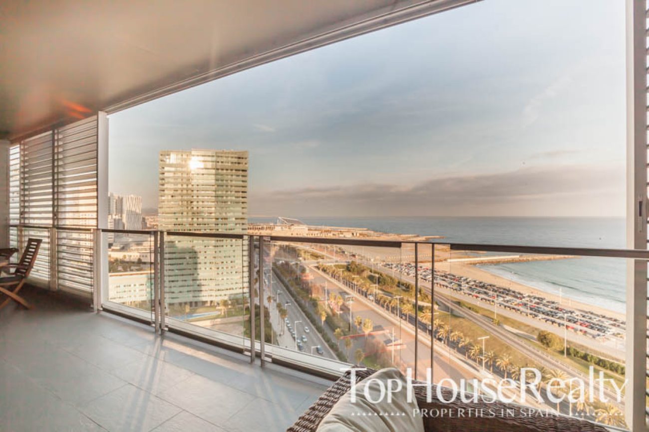 Espectacular apartamento frente al Mar