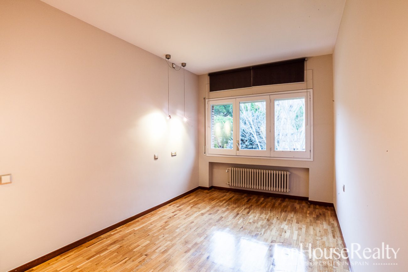 Exclusivo piso para alquilar en Pedralbes.