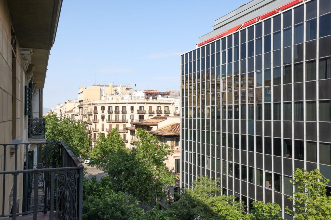 Impresionante piso recién reformado a estrenar junto a Paseo de Gracia