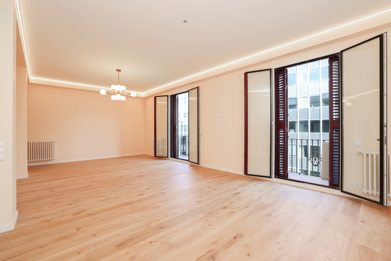 Impresionante piso recién reformado a estrenar junto a Paseo de Gracia