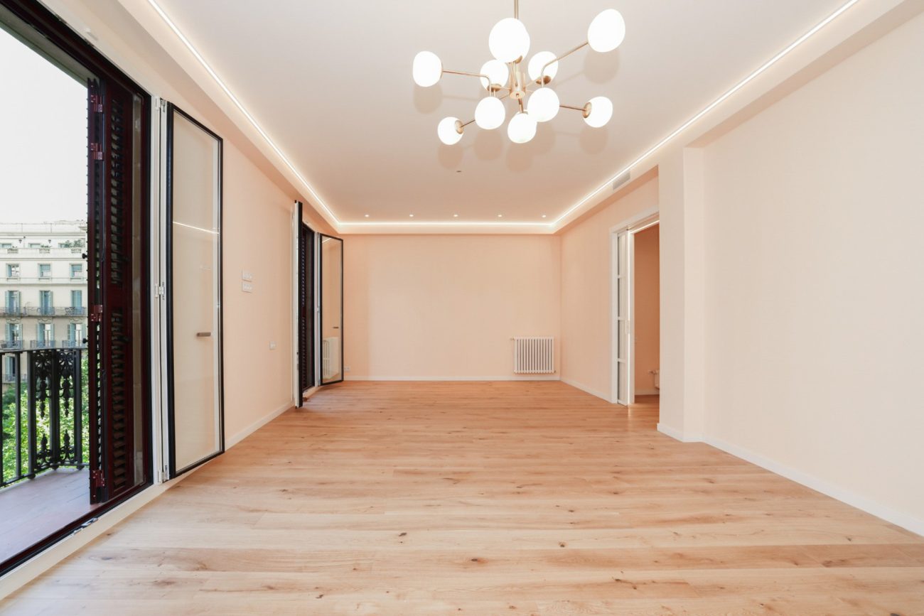Impresionante piso recién reformado a estrenar junto a Paseo de Gracia