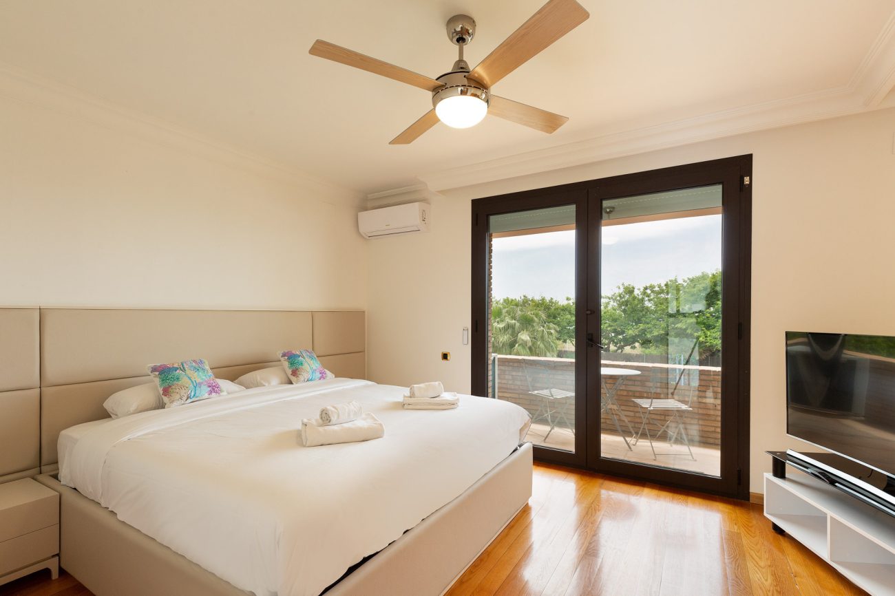 Villa de lujo en primera linea en Gavá Mar