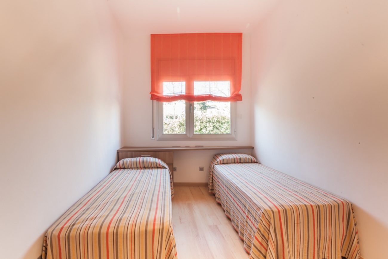 Acogedor apartamento con terraza al lado de la playa