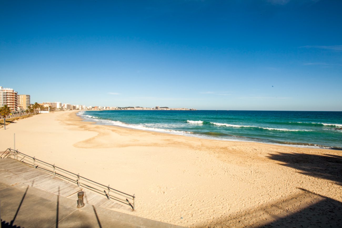 Exclusivo apartamento con vistas al mar