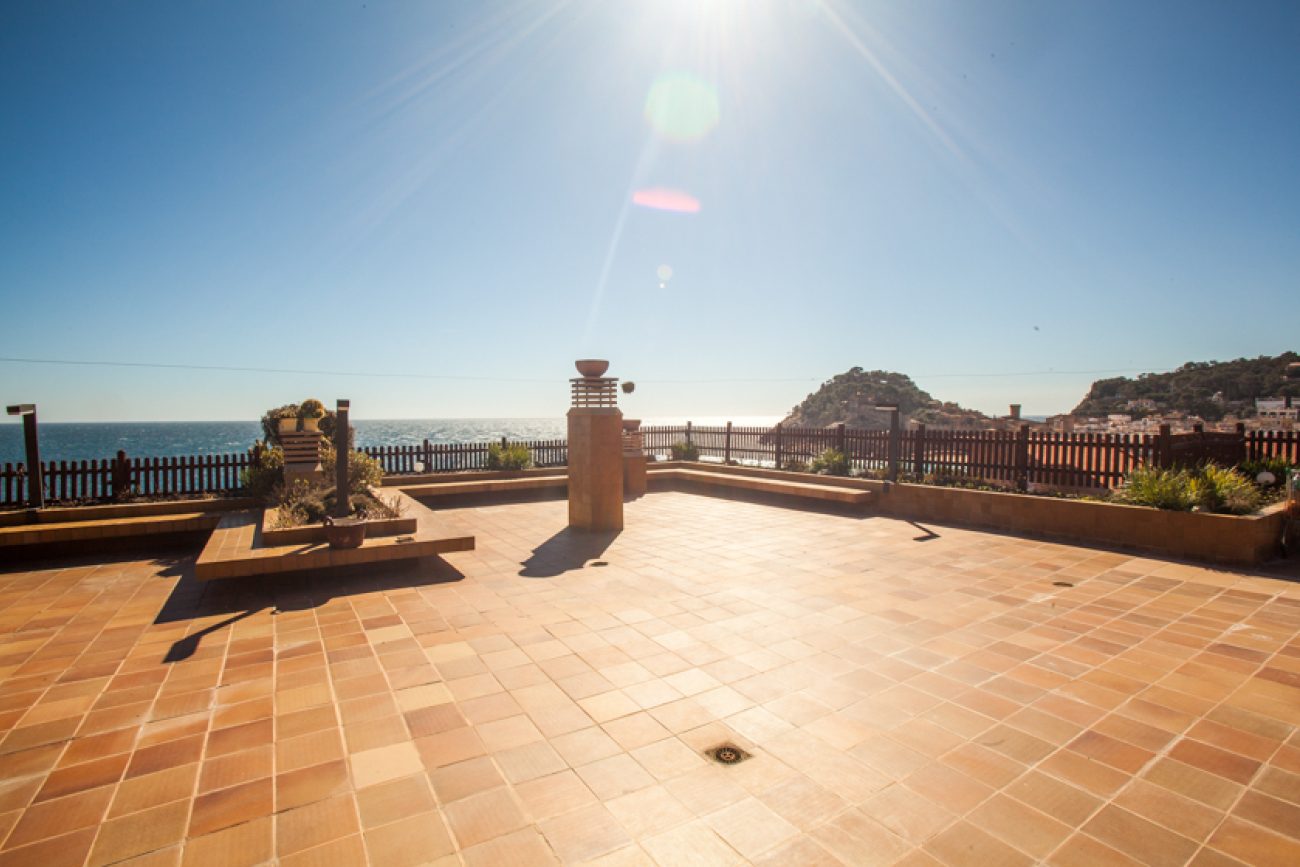 Apartamento único con vistas al mar en Tosa de Mar