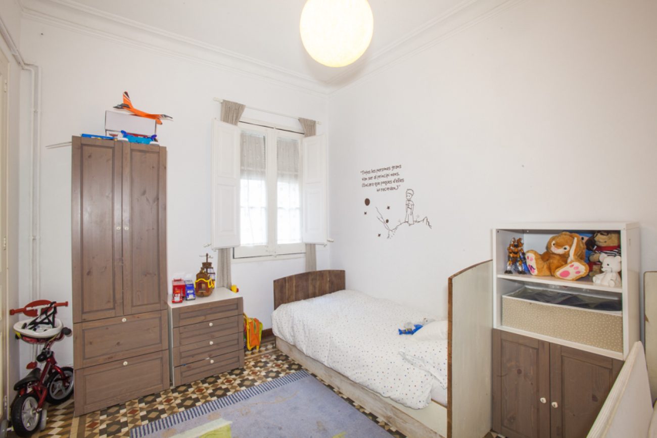 Exclusivo piso modernista junto a Paseo de Gracia