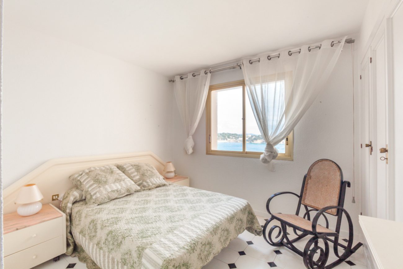 Apartamento en primera línea de playa con increíbles vistas al mar