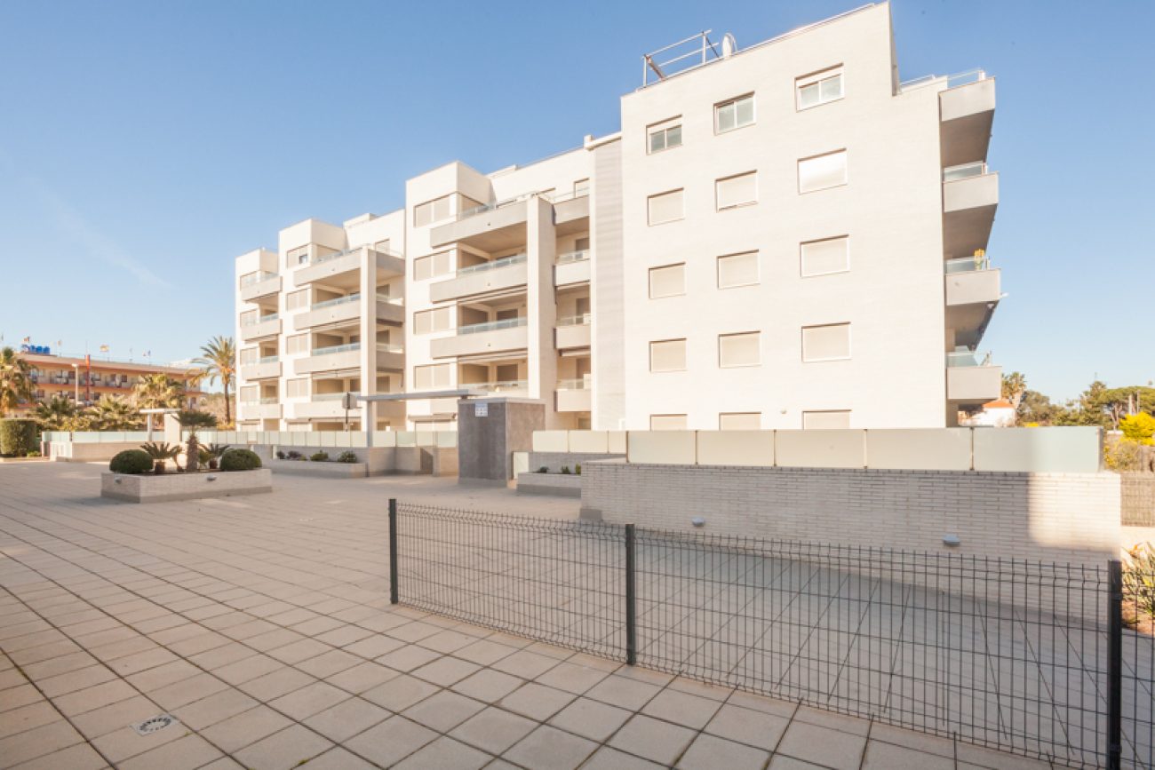 Apartamento nuevo en 1ª linea en Torredembarra
