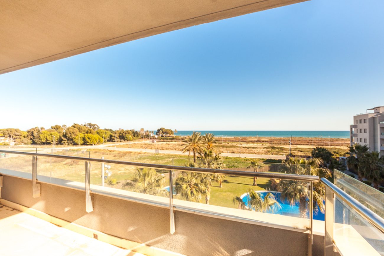 Apartamento nuevo en 1ª linea en Torredembarra