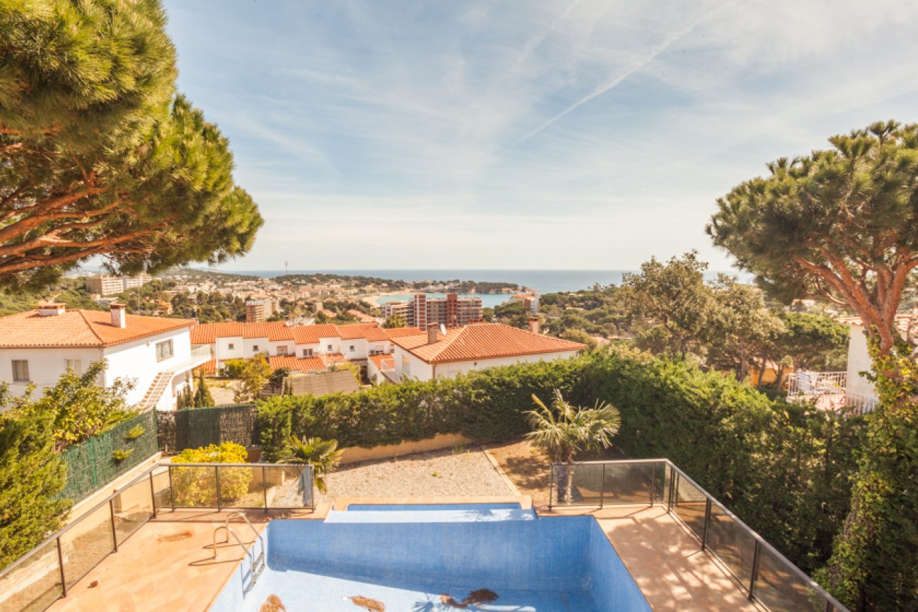 Casa nueva con vistas a Sant Feliu de Guixols
