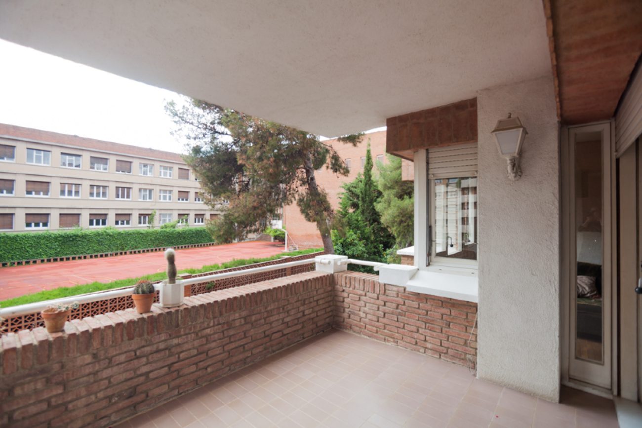 Excelente piso en Sarrià a reformar