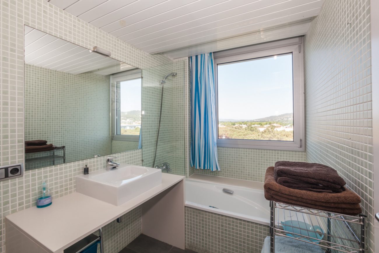 Ático-triplex con impresionantes vistas al Mediterráneo