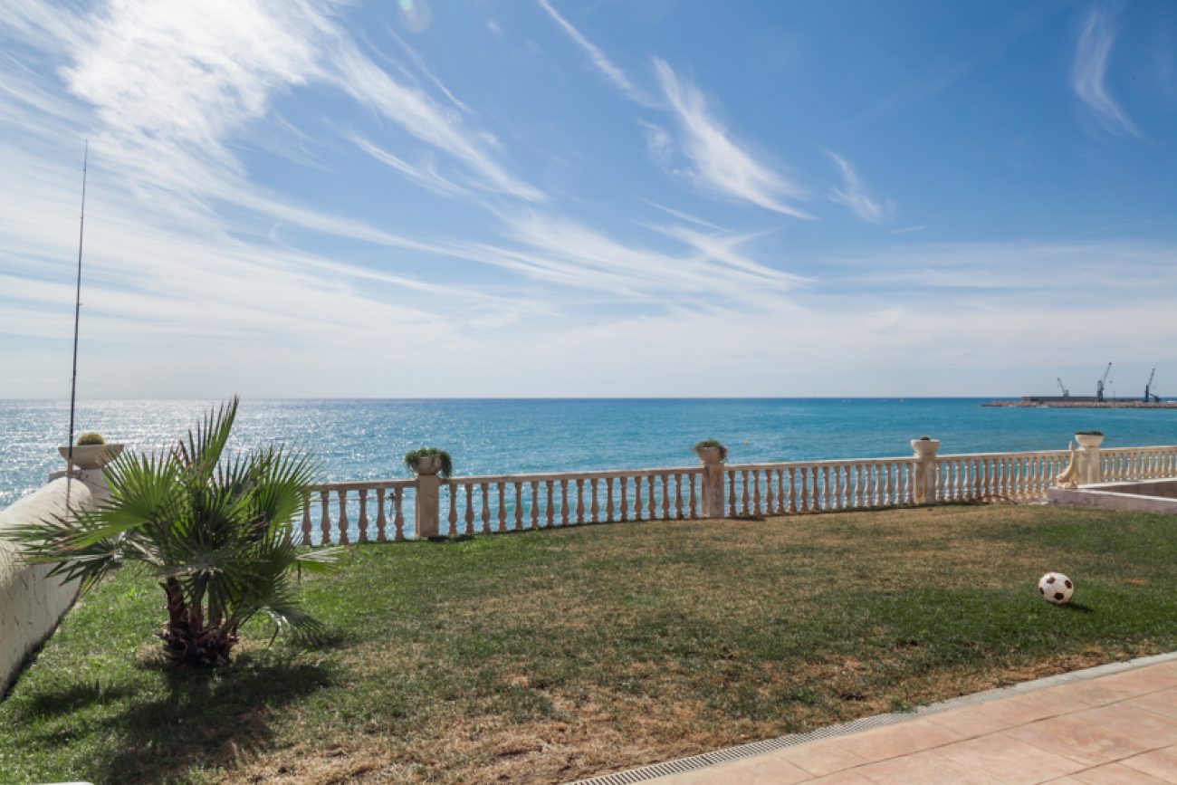 Impresionantes vistas en primerísima línea de Mar