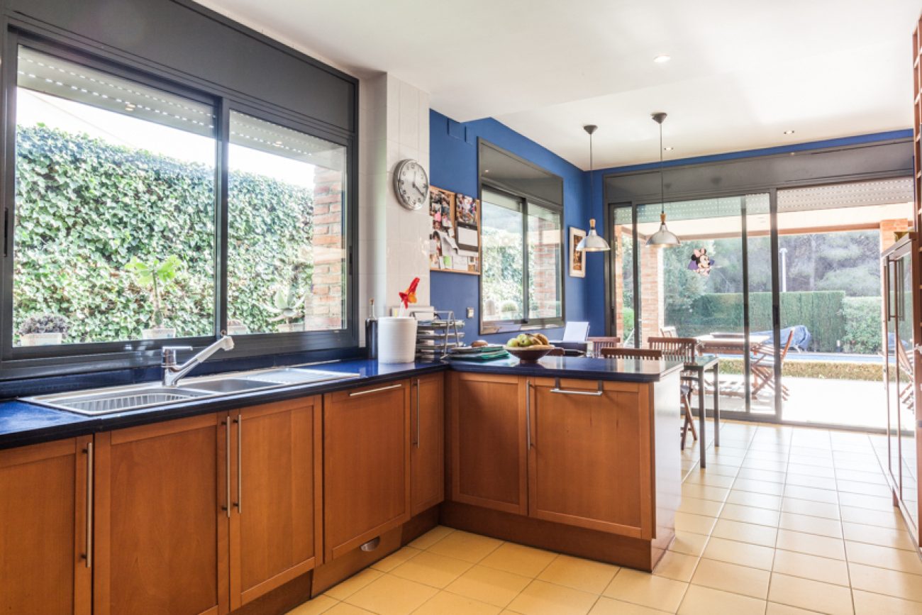 Gran casa con terreno en zona excepcional en Teià
