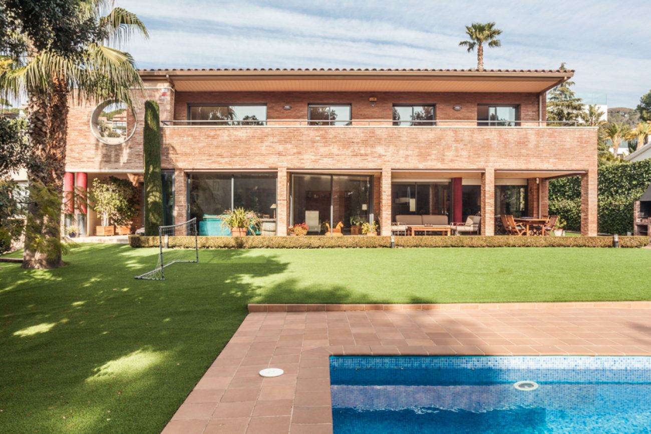 Gran casa con terreno en zona excepcional en Teià