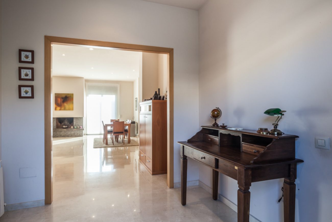 Gran casa con excelentes acabados en Premia de Dalt
