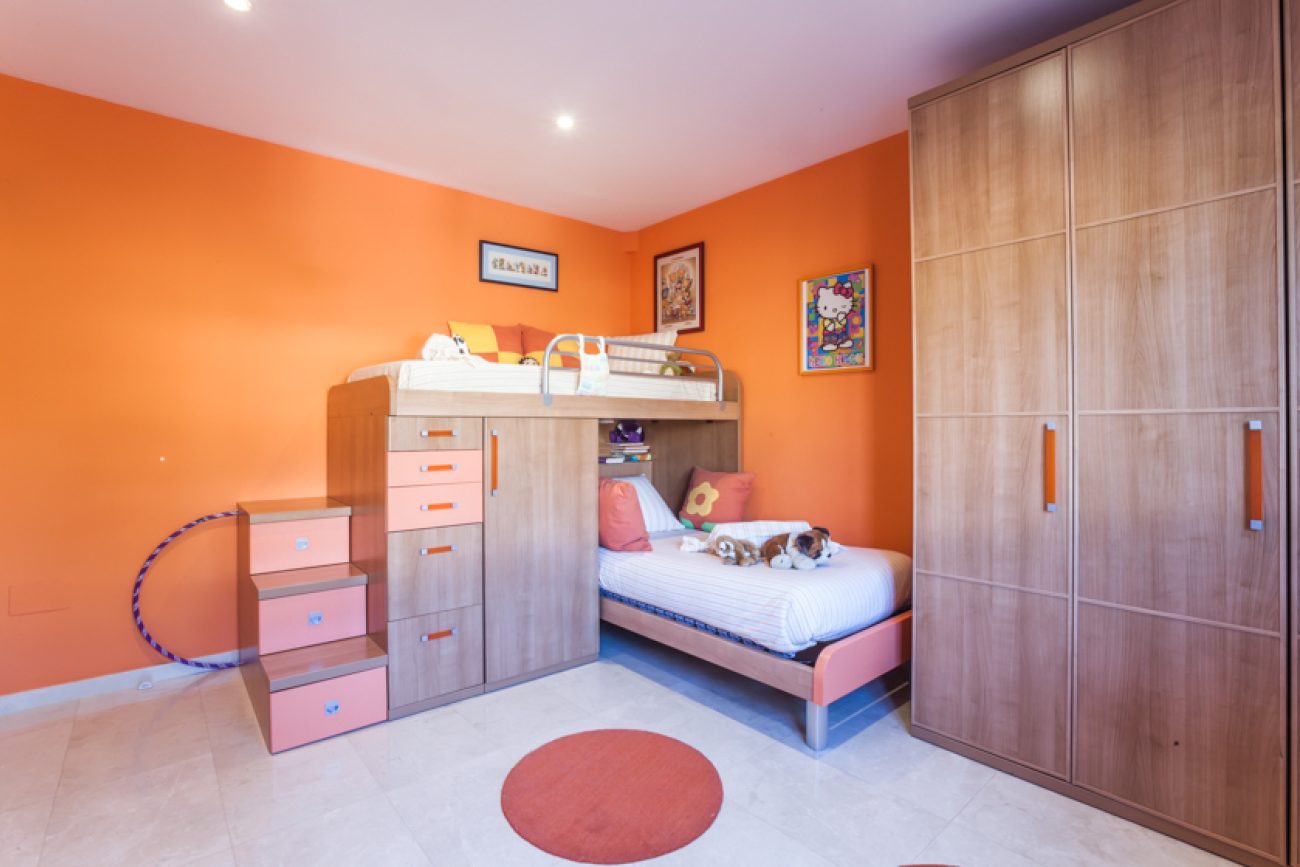 Gran casa con excelentes acabados en Premia de Dalt