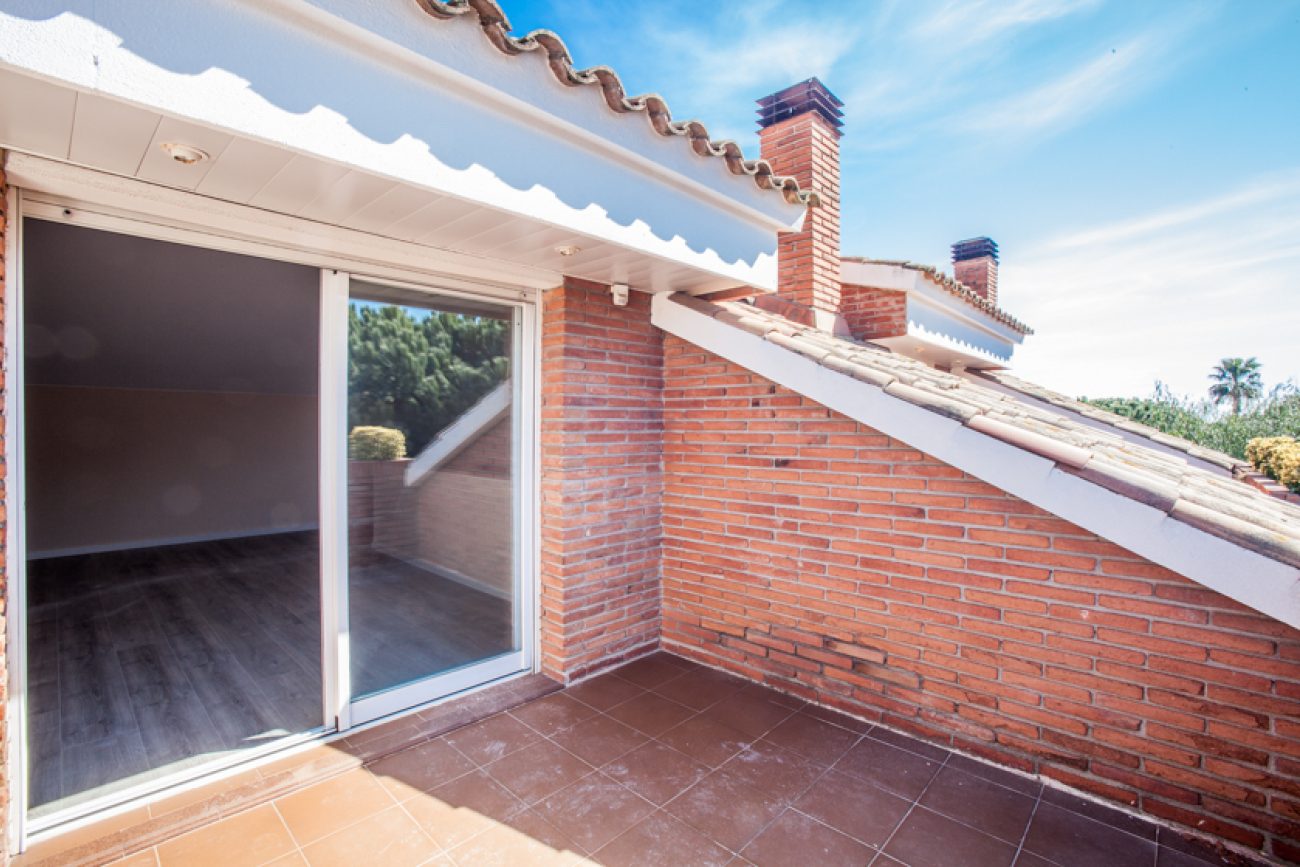 Adosado en la mejor urbanización de Gava Mar