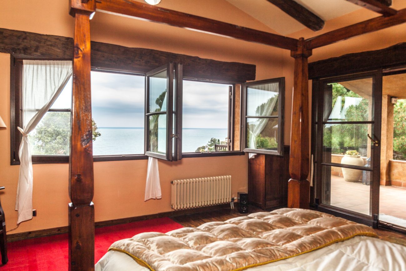 Espectacular casa con impresionantes vistas al mar