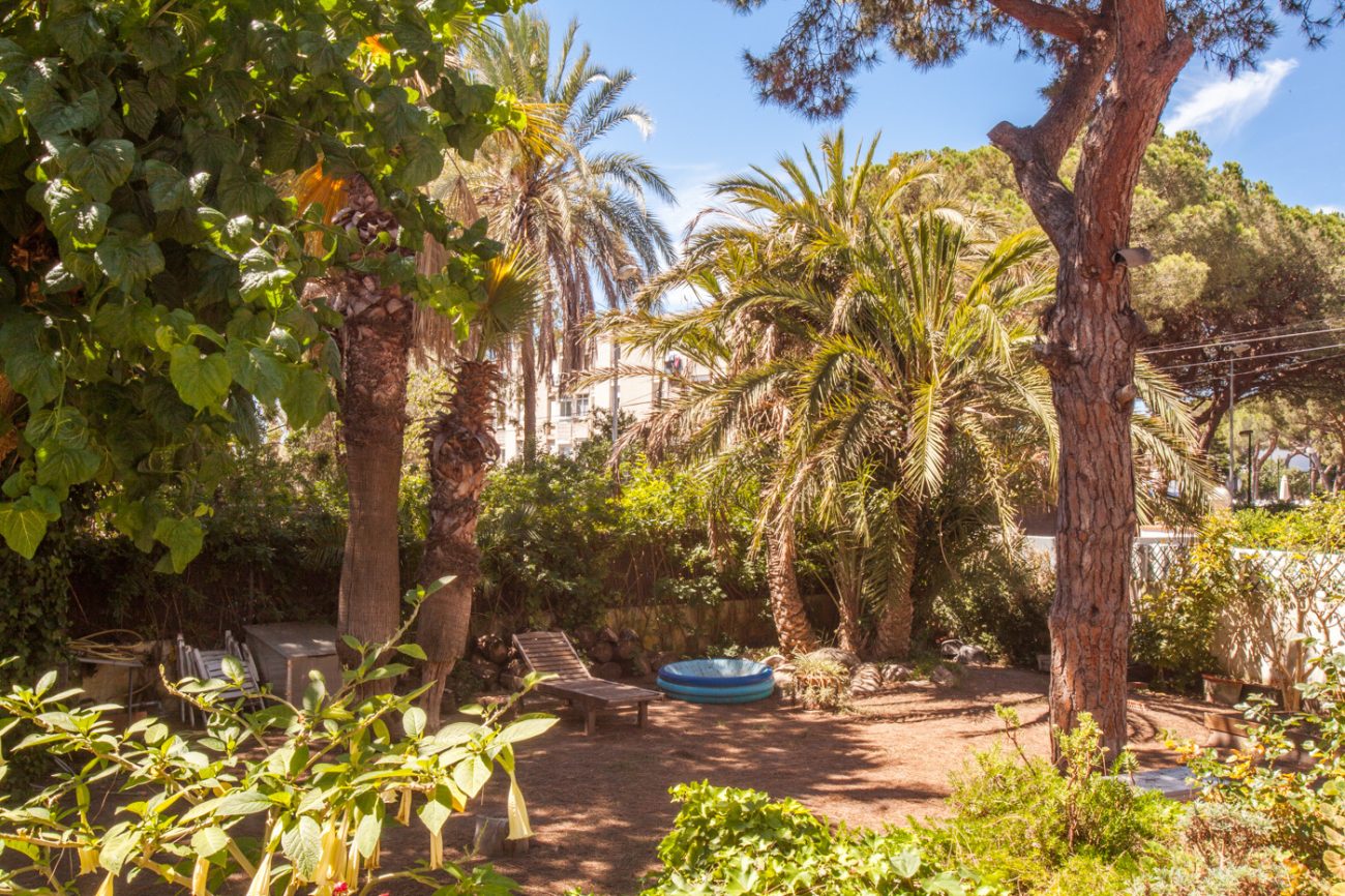 Casa de diseño en Gavá Mar cerca de la Playa