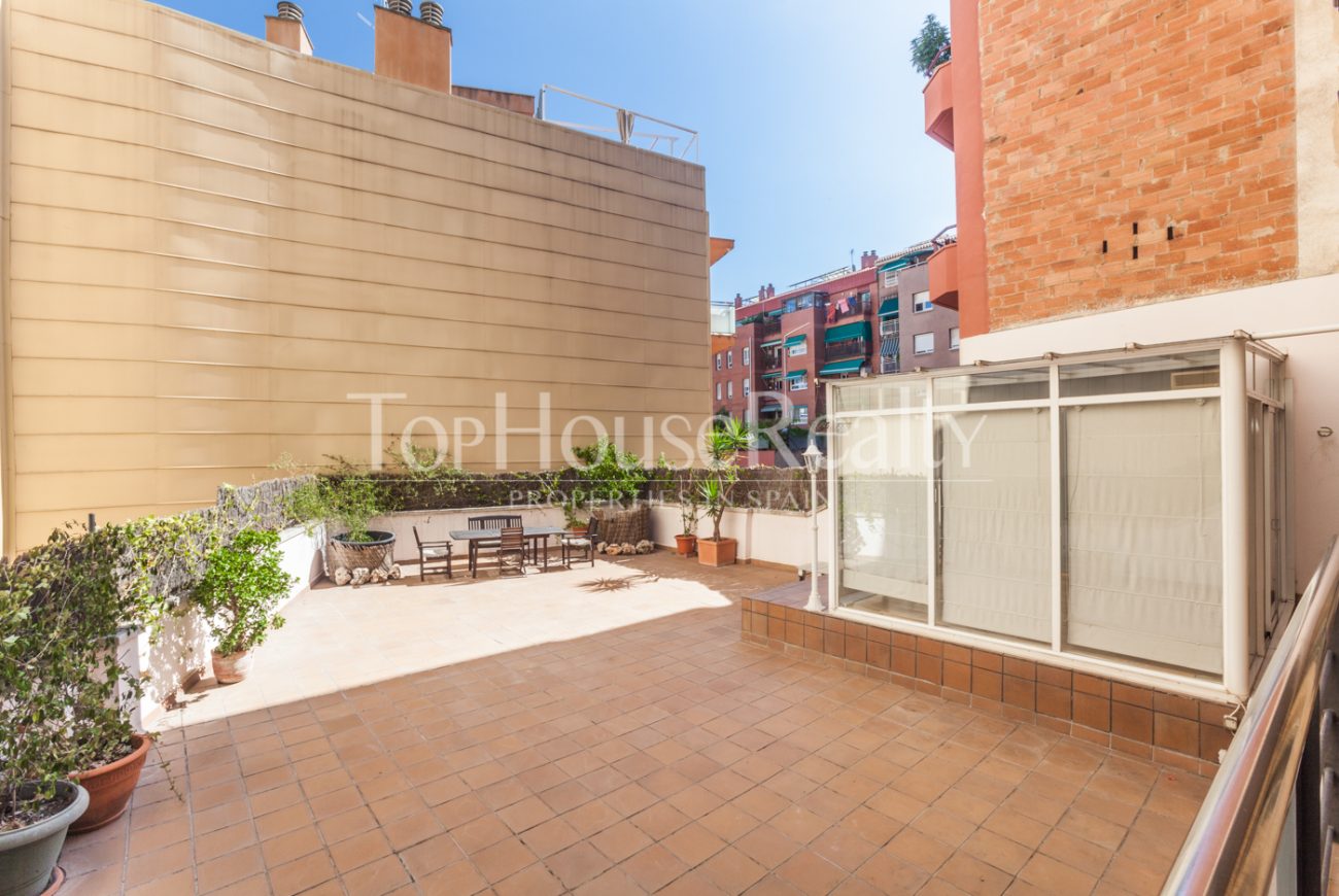 Espacioso piso con gran terraza en Barcelona