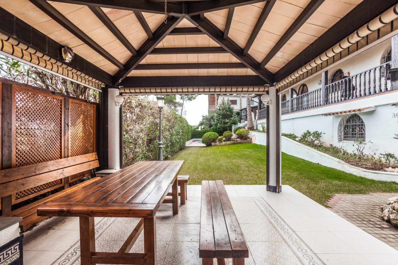 Gran casa de estilo castellano con espectaculares vistas