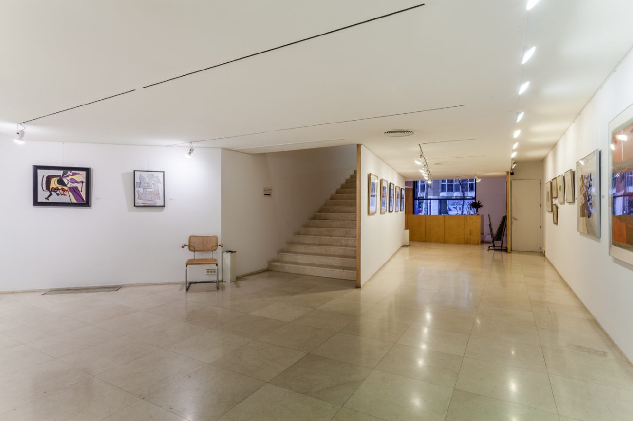 Gran local comercial en el centro de Eixample
