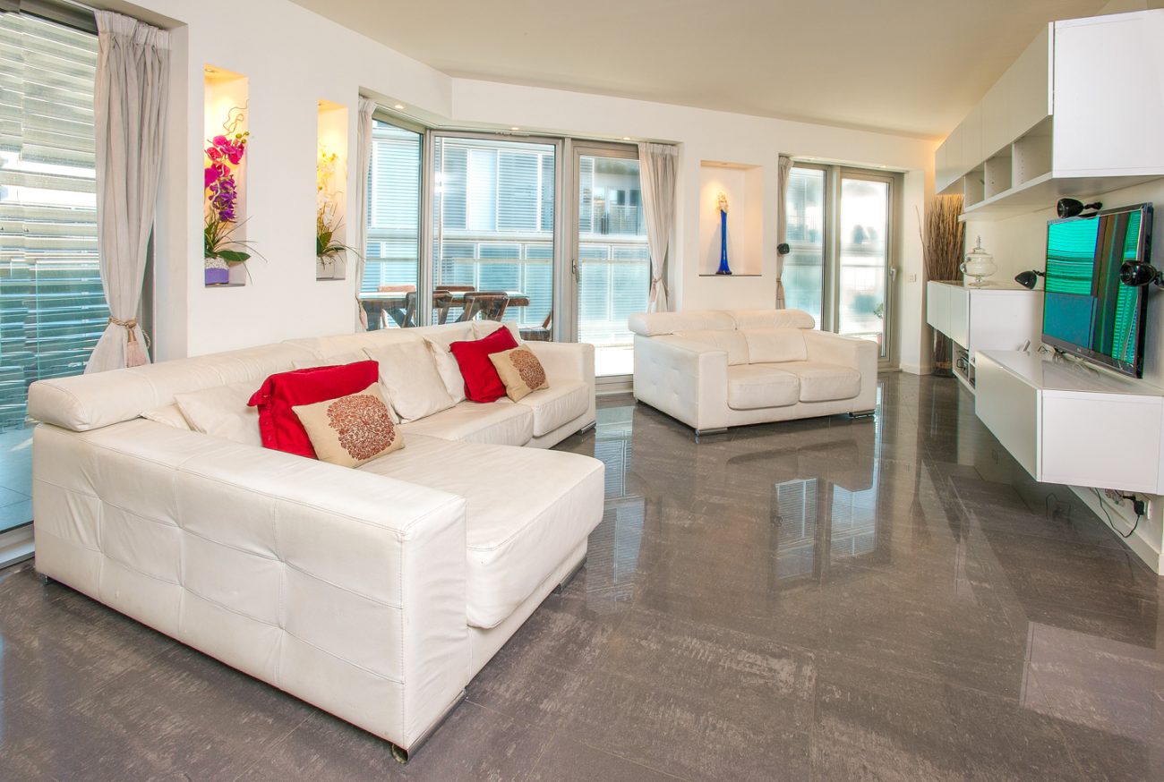 Magnífico penthouse en alquiler en Selva de Mar
