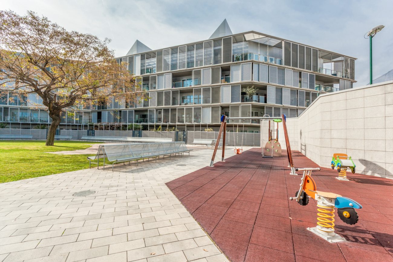Magnífico penthouse en alquiler en Selva de Mar