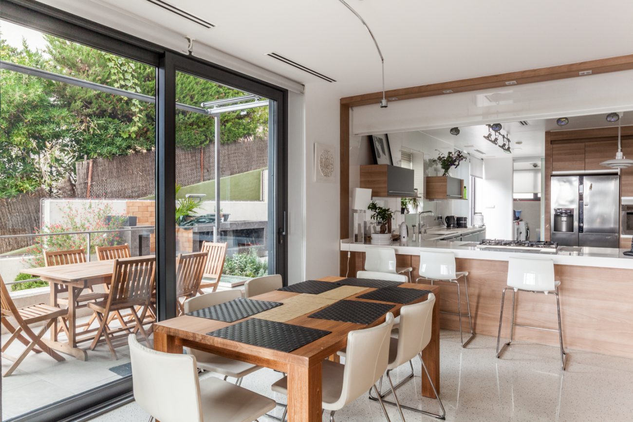 Excelente casa moderna con vistas en Castelldefels