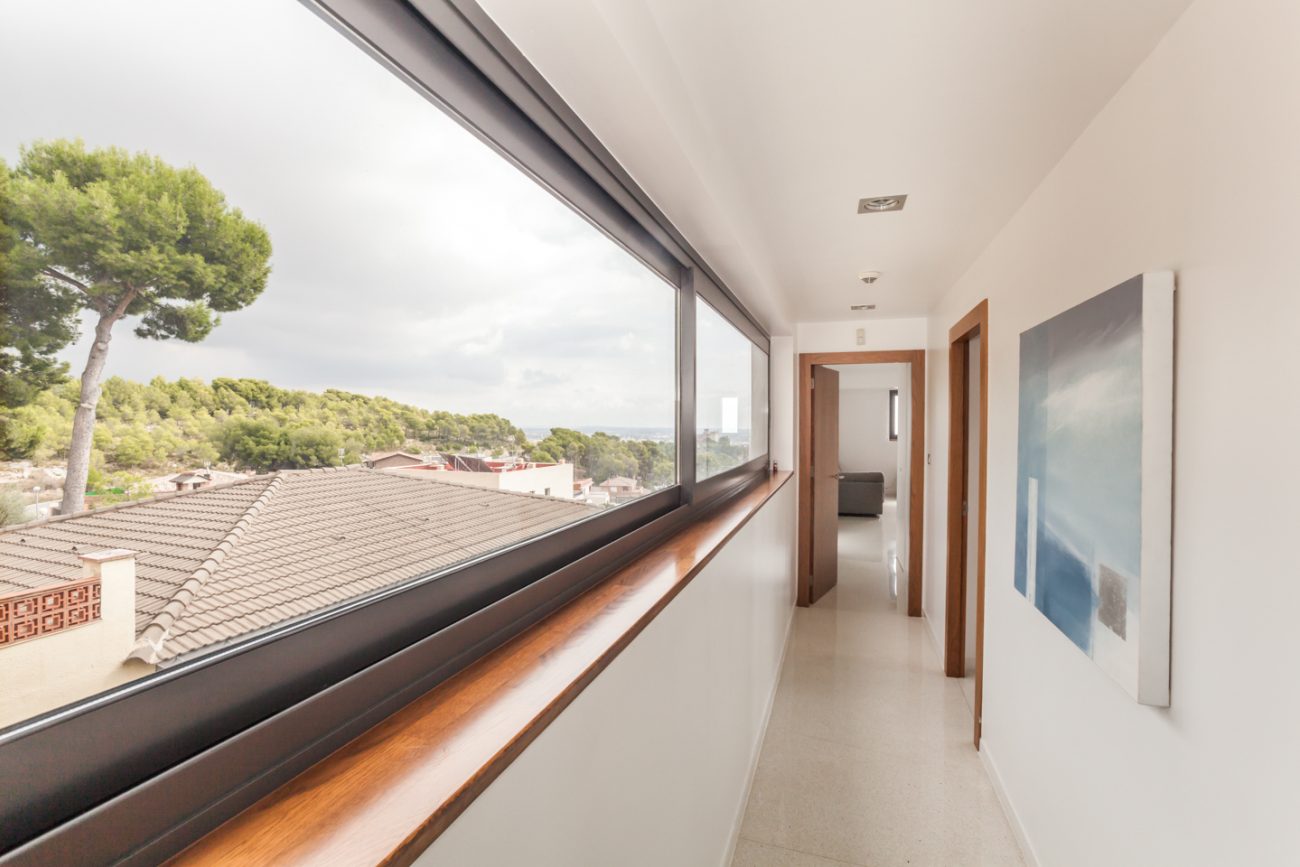 Excelente casa moderna con vistas en Castelldefels