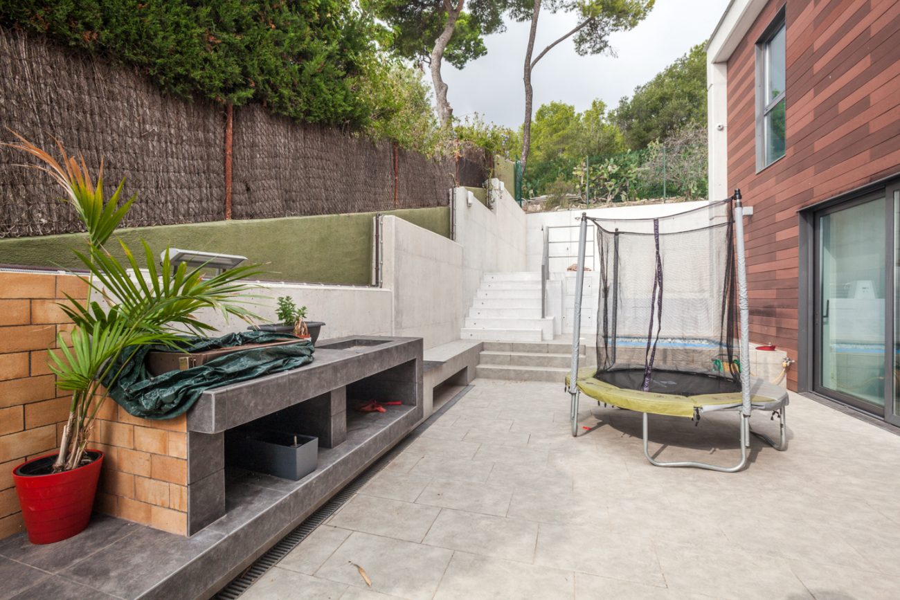 Excelente casa moderna con vistas en Castelldefels