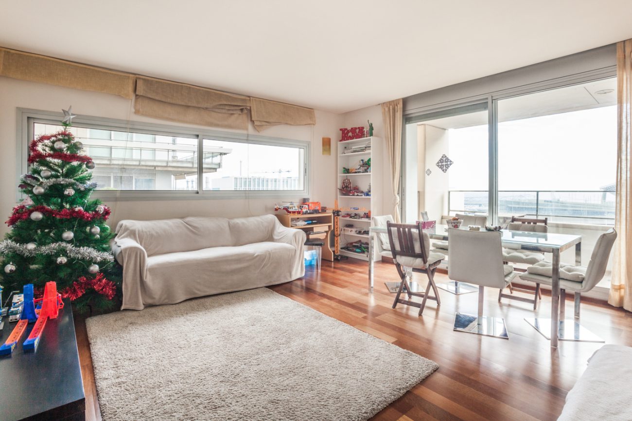 Moderno piso con vistas