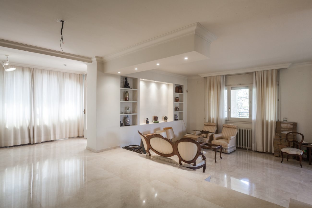 Gran casa con impresionante jardín
