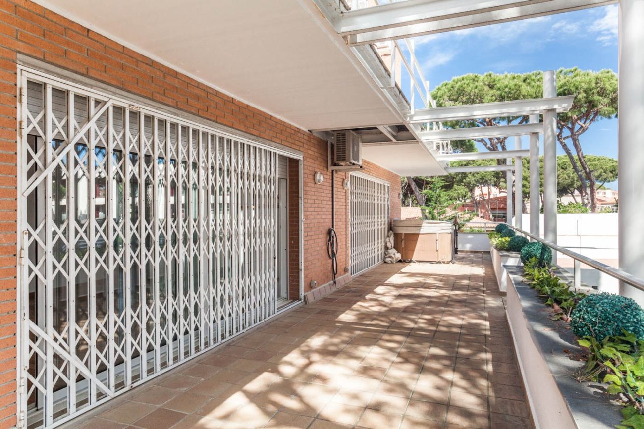 Casa grande en la mejor parte de Castelldefels
