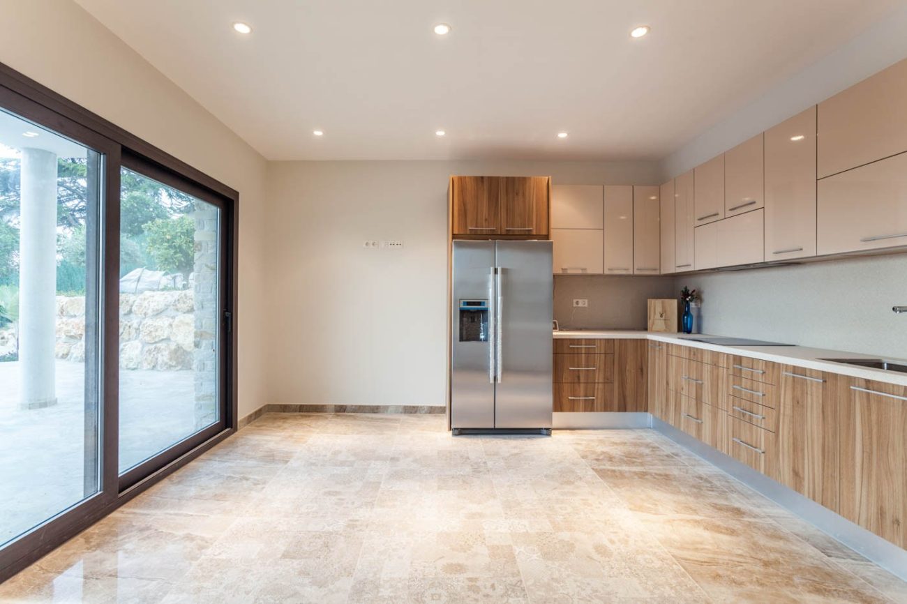 Casa nueva con vistas al mar en Urbanización Privada