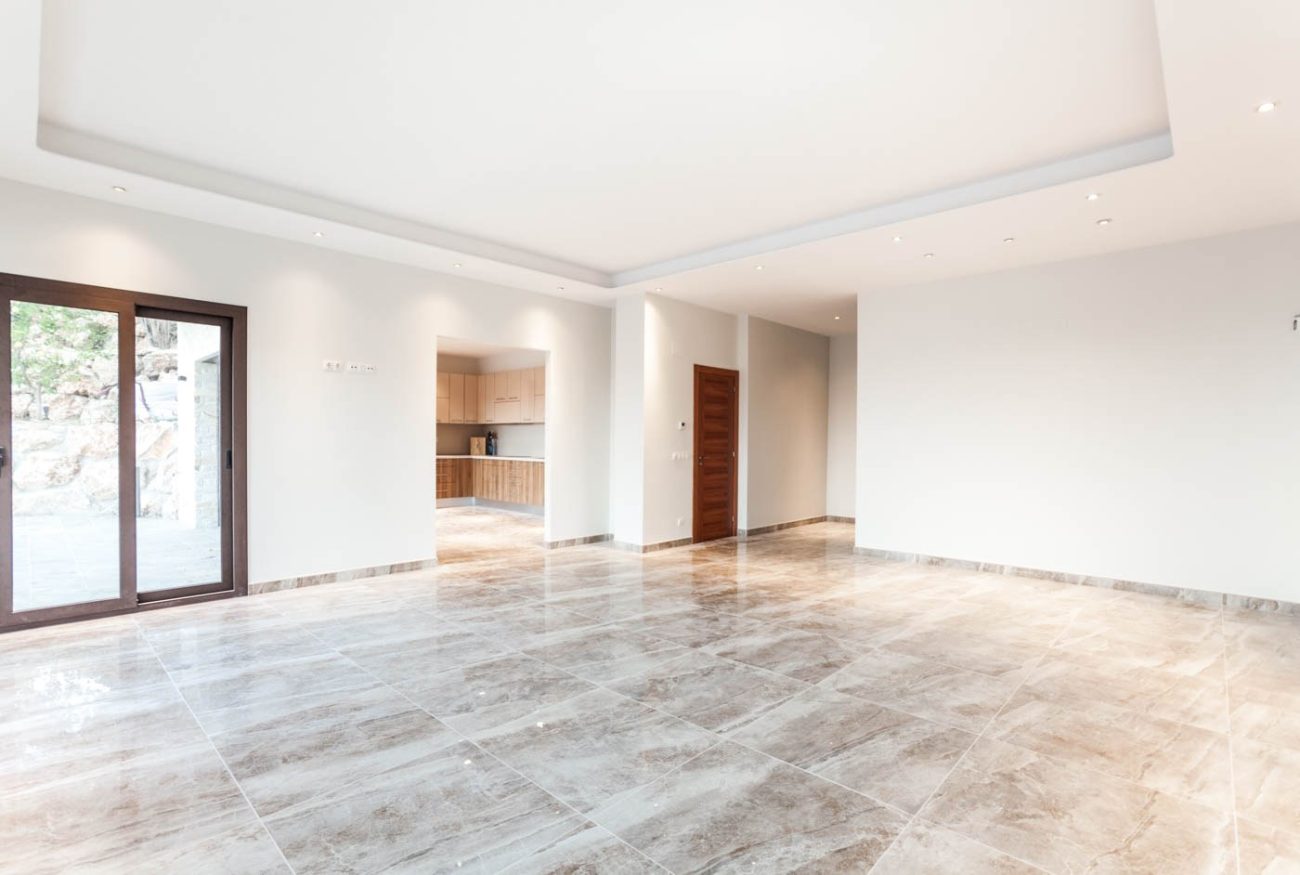 Casa nueva con vistas al mar en Urbanización Privada