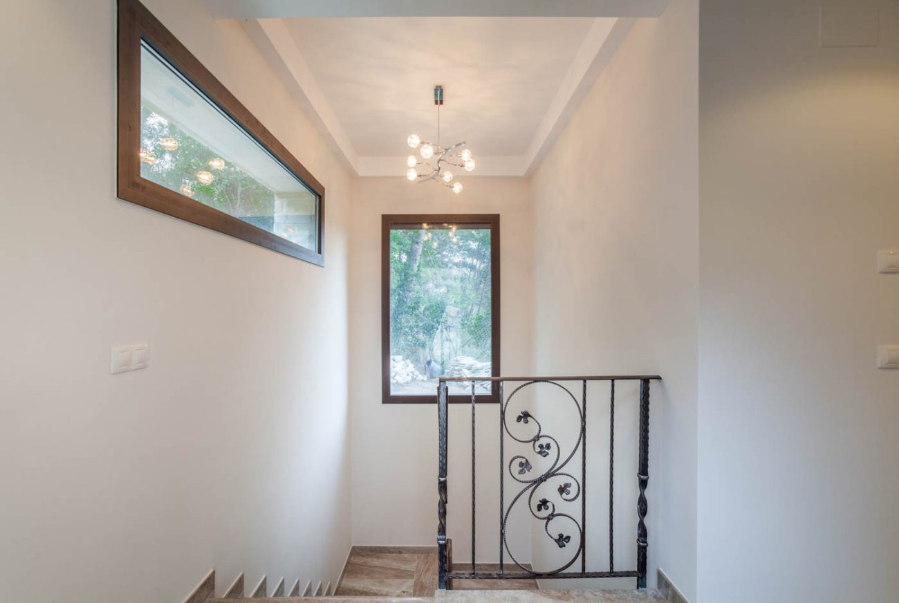 Casa nueva con vistas al mar en Urbanización Privada