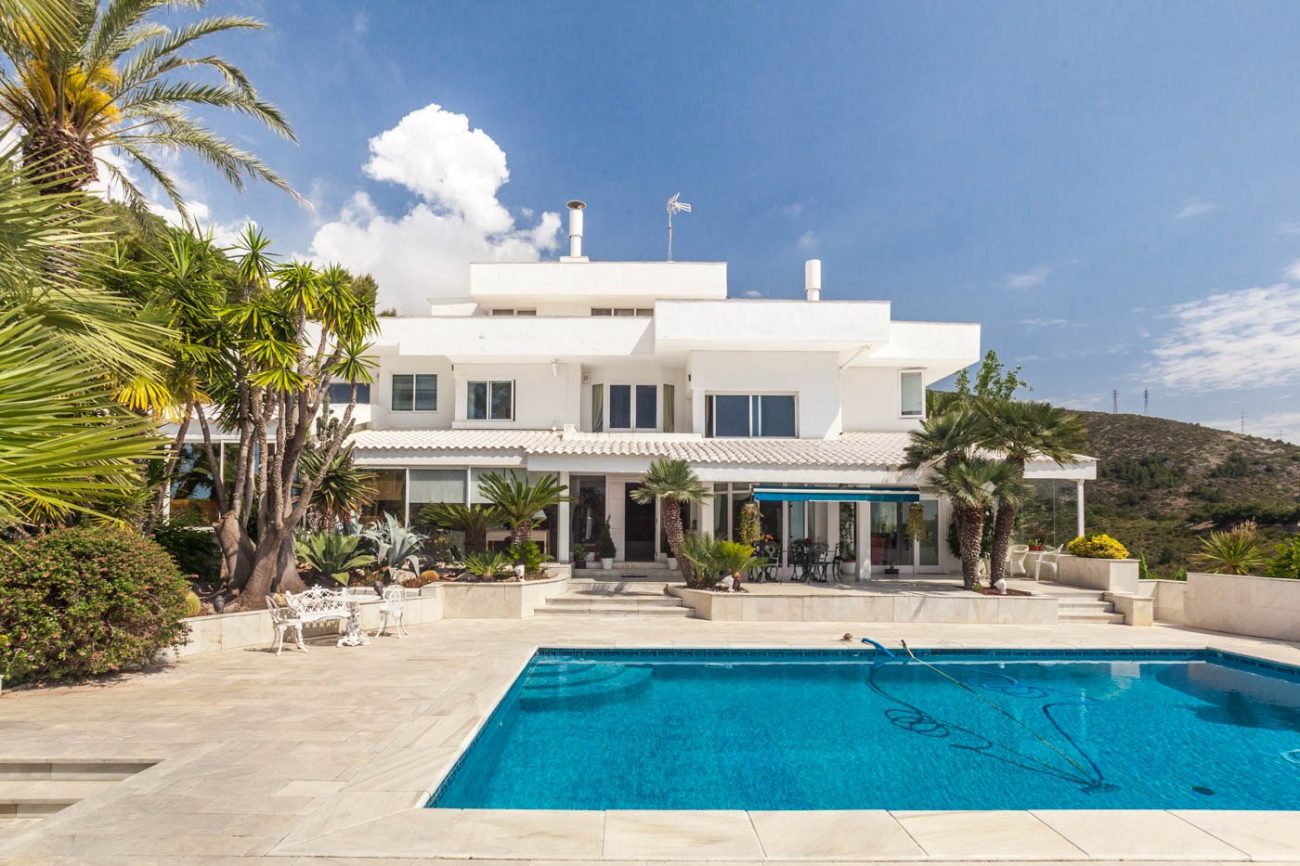 Majestuosa casa con espectaculares vistas a todo Castelldefels