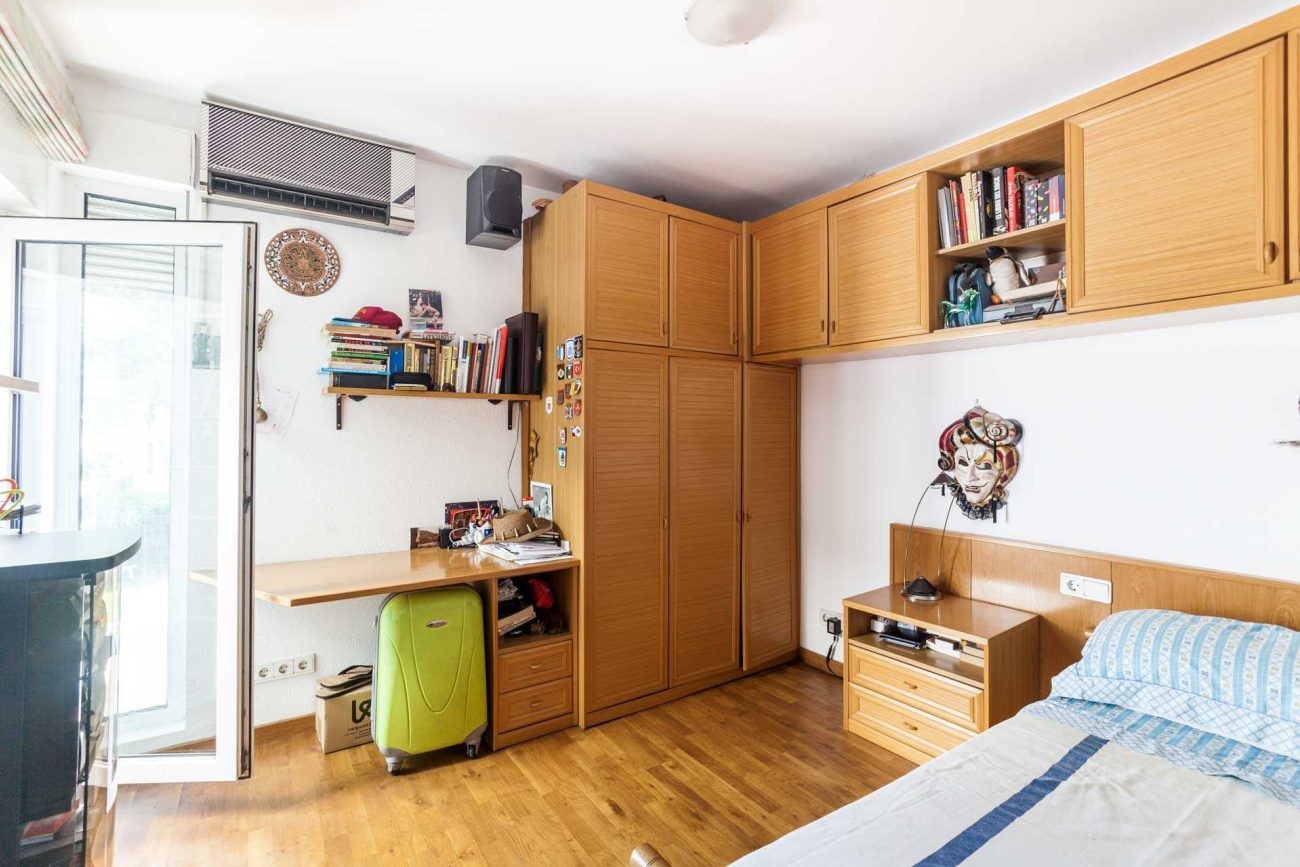 Gran casa a reformar con terreno en Gava Mar