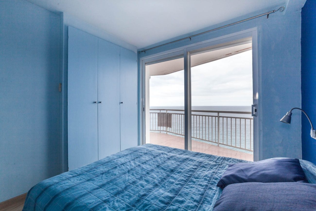 Apartamento con vistas frontales al mar