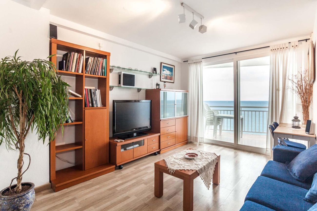 Apartamento con vistas frontales al mar