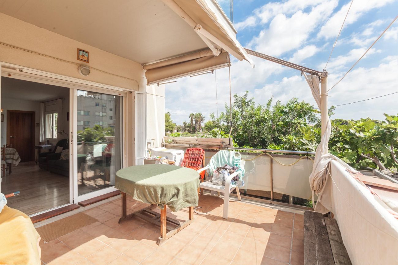 Gran apartamento a cincuenta metros de la playa