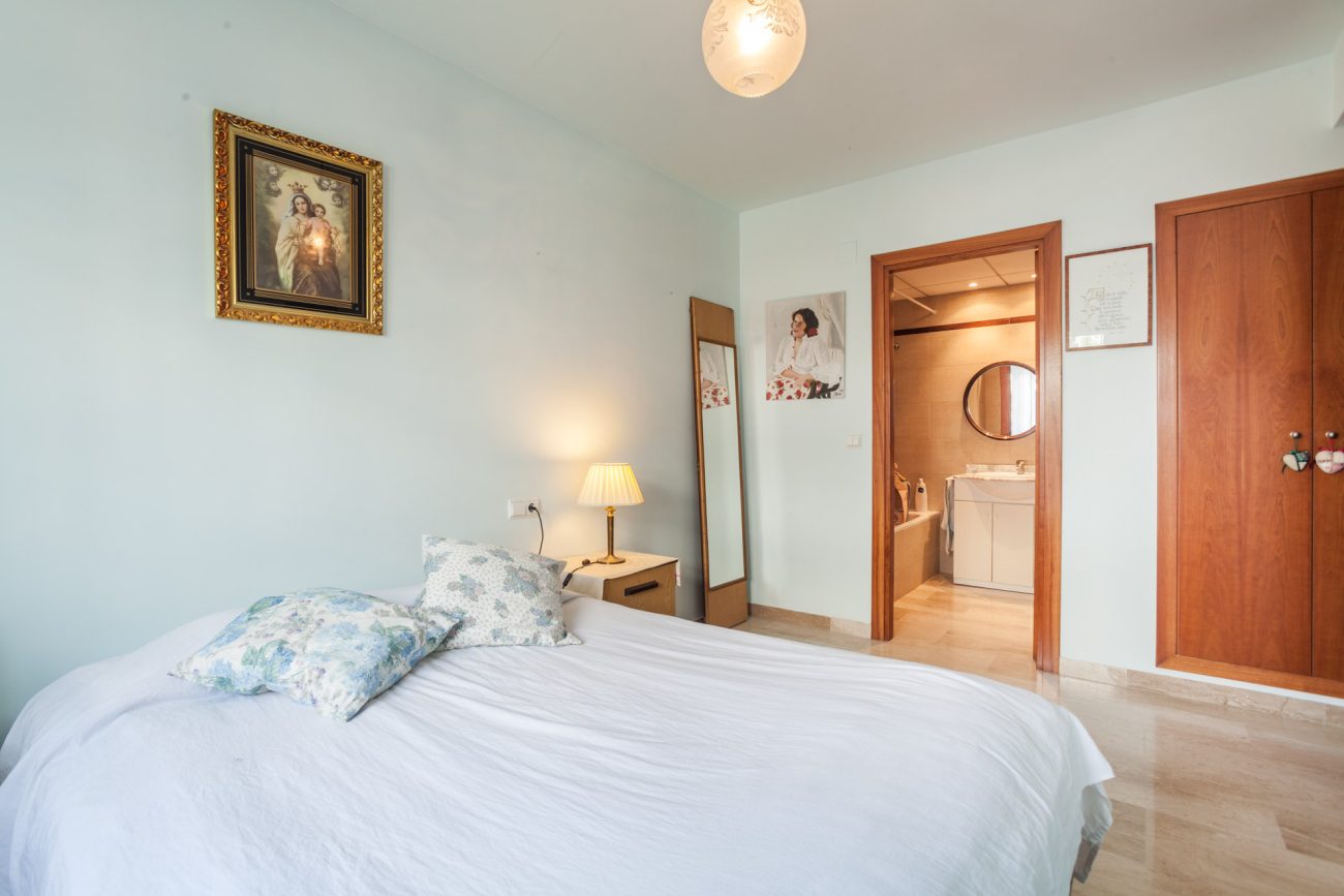 Gran apartamento a cincuenta metros de la playa