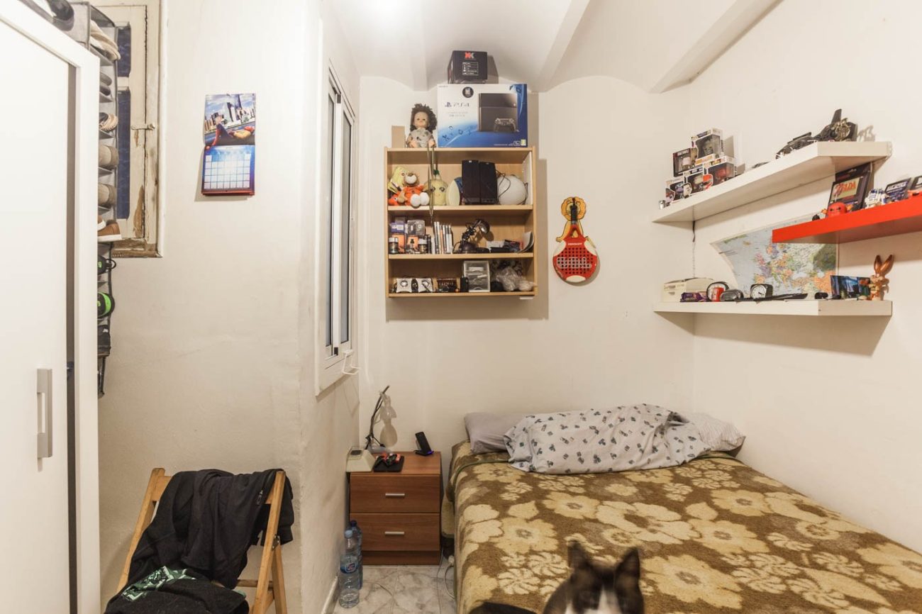 Local con vivienda en calle Córcega